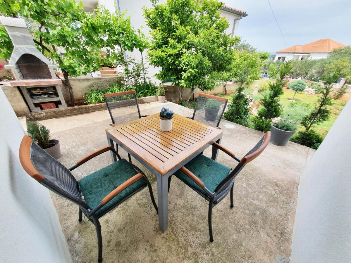 Apartmani Daniela Murter Dış mekan fotoğraf
